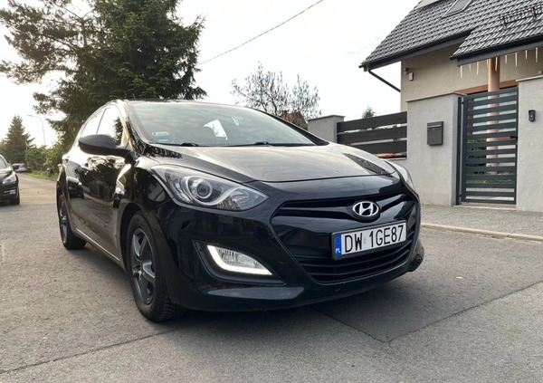 Hyundai I30 cena 21999 przebieg: 232000, rok produkcji 2012 z Wałbrzych małe 172